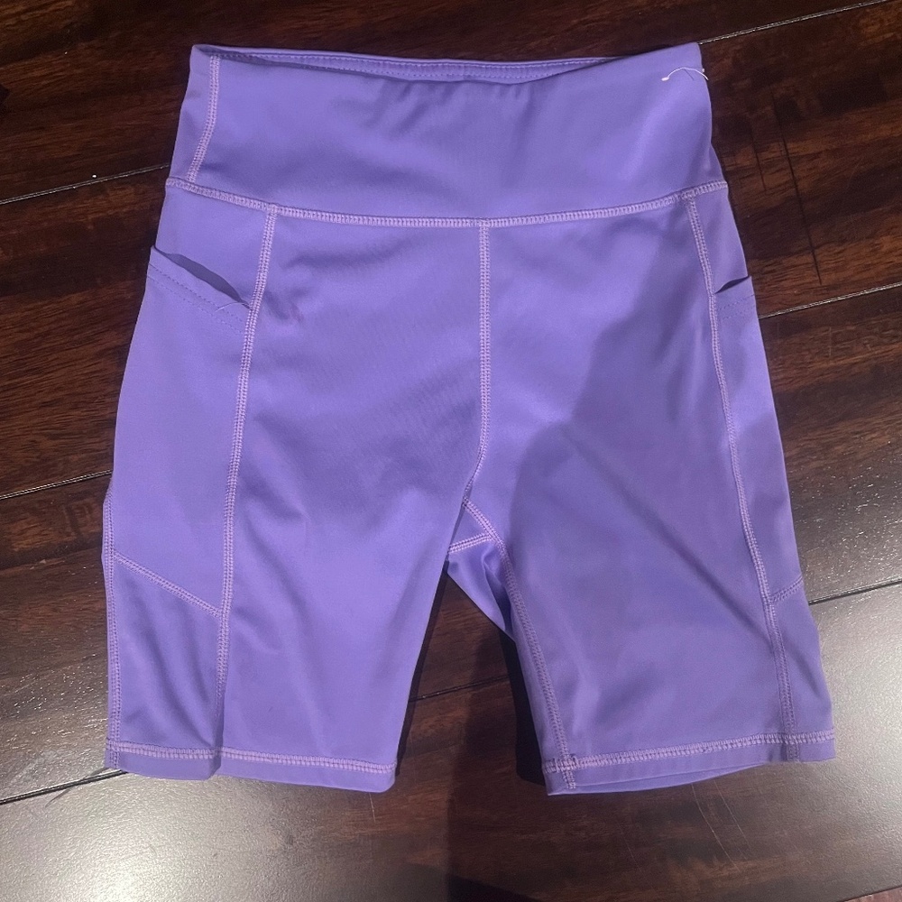Ell & Voo 7" Purple Spandex Shorts with Pockets